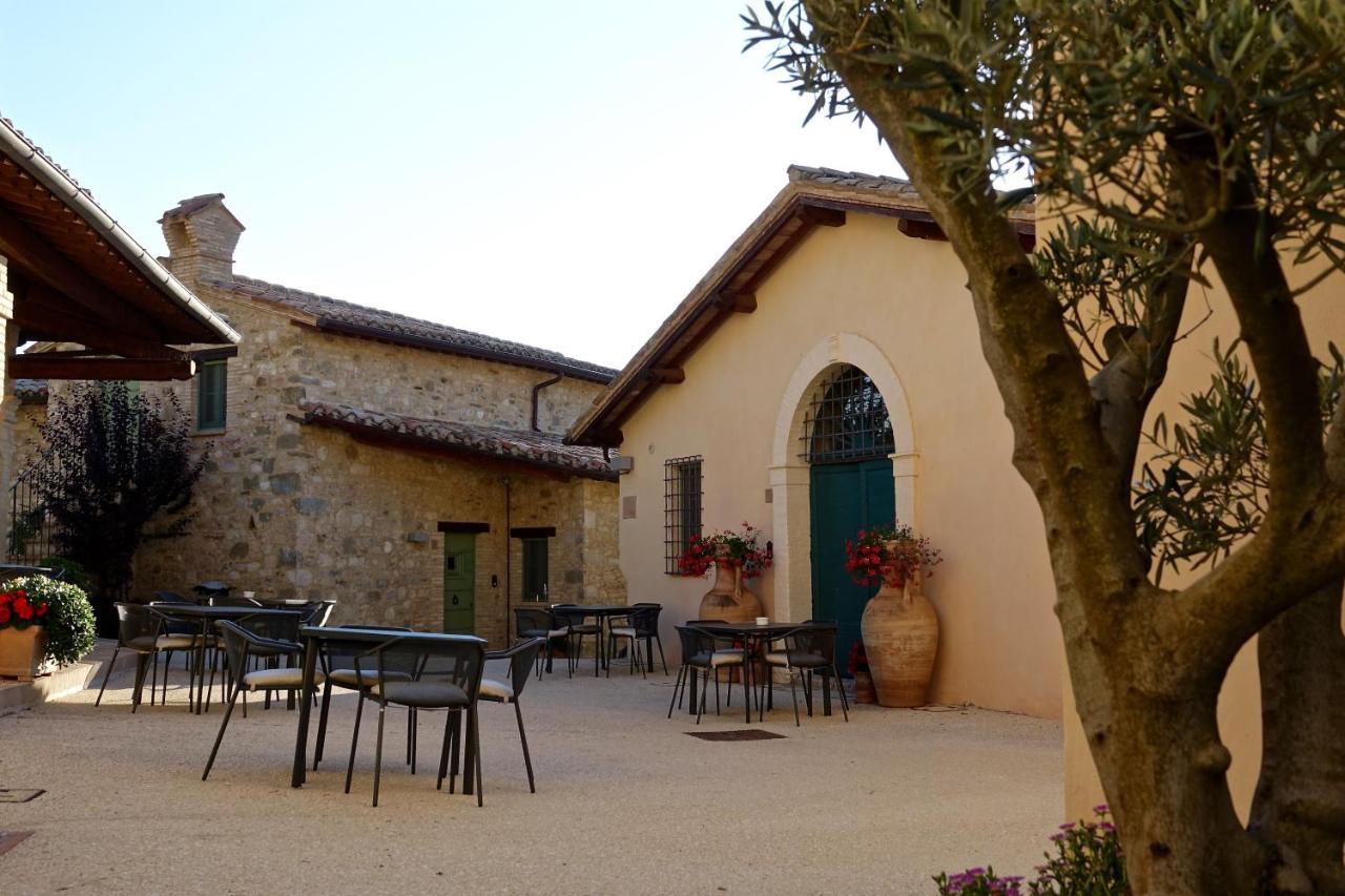 Borgo Di Gallano Valtopina Exterior photo